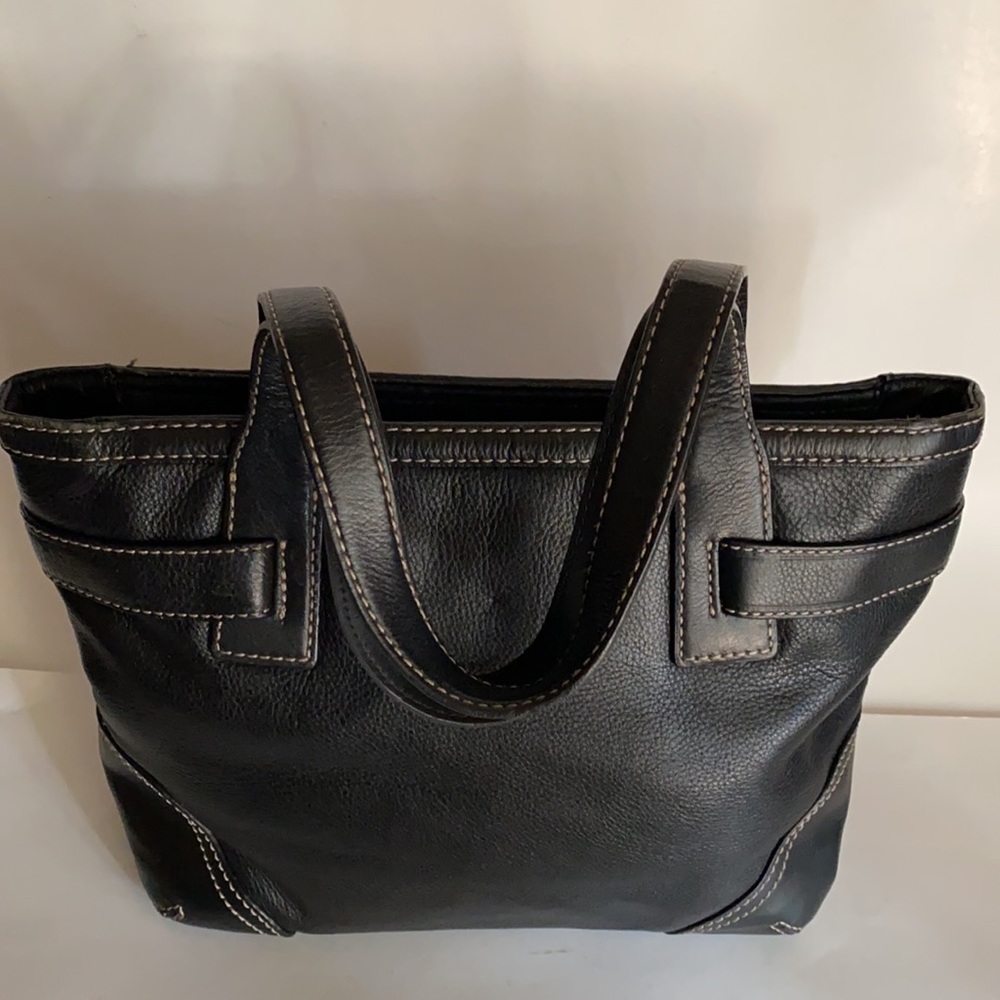 Michael Kors Leather Purse - Picture 2 of 15